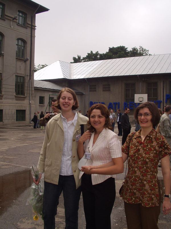 adriana, dana, daniela.JPG